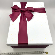 Подарункова коробка 25*18*10,5см Біла кришка з бантом 