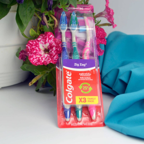 3убна щітка Colgate Зіг-заг плюс середня 2+1 шт.