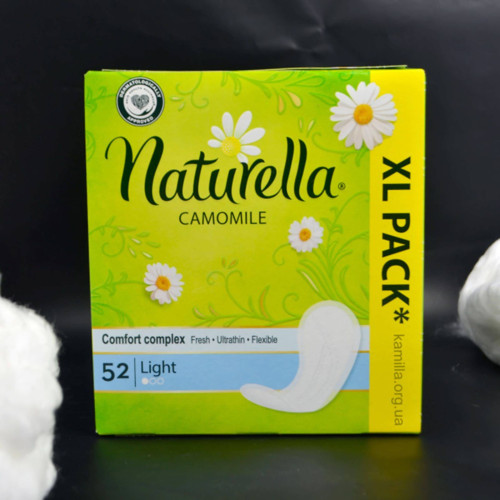 Щоденні прокладки Naturella Camomile Normal Trio 52 шт.