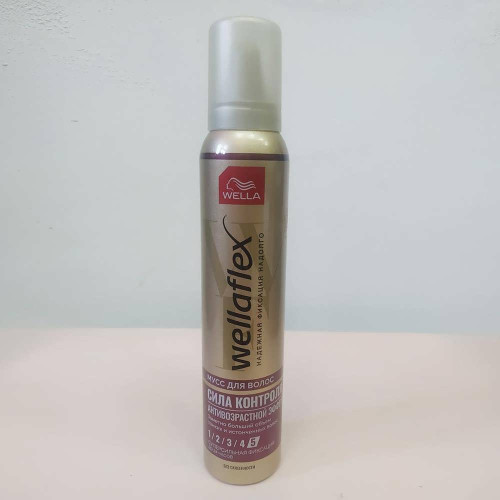Мус для волосся Wella 200мл №5 Антивіковий Ефект
