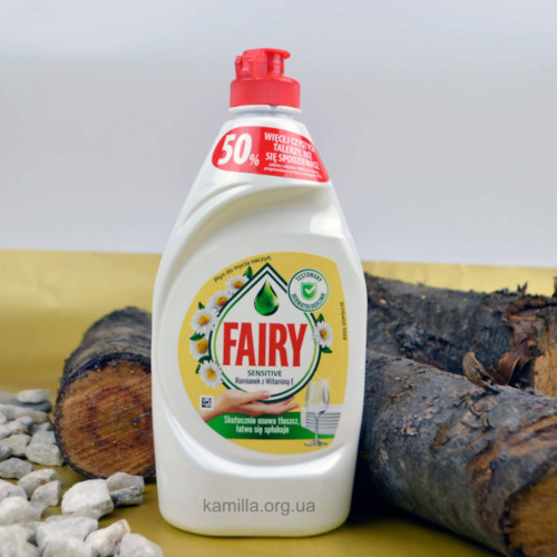 Засіб для миття посуди Fairy Ромашка та вітамін Е 450 мл.