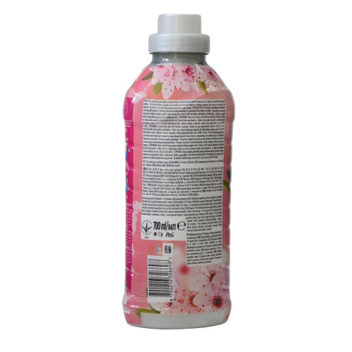 Ополіскувач для одягу Lenor 700мл Cherry Blossom