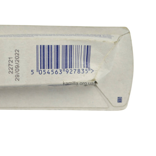 Зубна щітка Aquafresh Medium Intence Clean 1 шт.