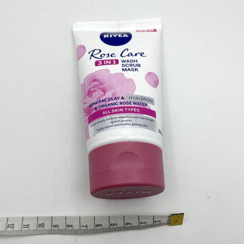 Пілінг-гель маска Nivea 150мл Rose Care 3в1