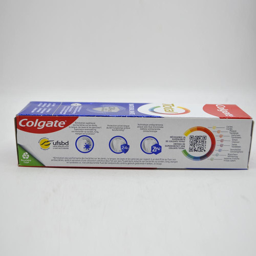 Зубна паста Colgate 75мл Тотал Натурал Вайт